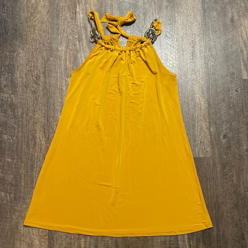Dress - Picture 2 of 7